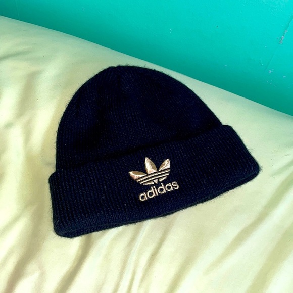 adidas Other - ADIDAS beanie